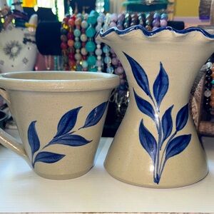 Vintage Williamsburg Pottery Vase & Mug